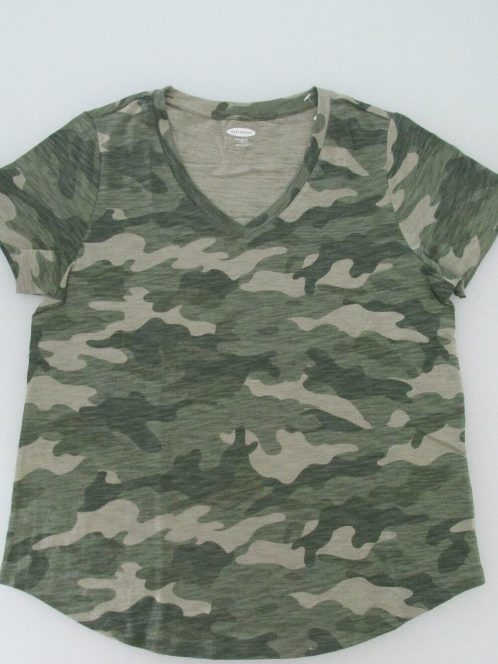 Old Navy (NWT) Women's Short Sleeve Camouflage T-Shirt Size Medium